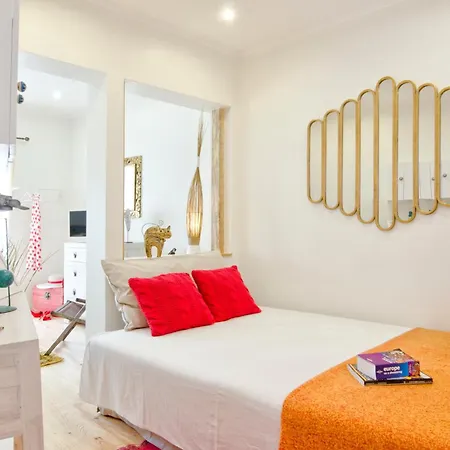 Lisbon Core Bairro Alto Chiado Apartment