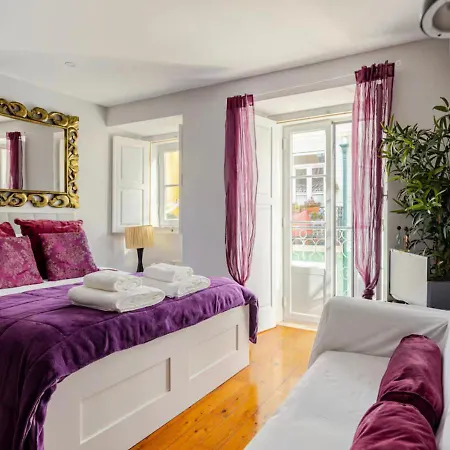 Apartment Lisbon Core Bairro Alto Chiado *