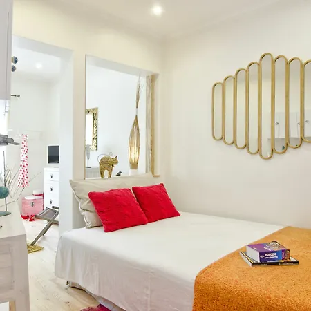 Lisbon Core Bairro Alto Chiado Apartment